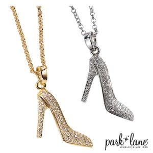 🔥NWT🔥PARKLANE 🔥Head over heels 🔥Necklace Gold color only 🔥